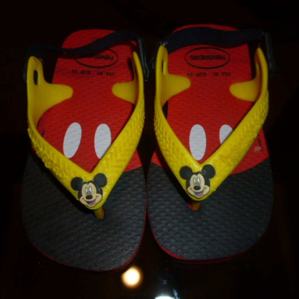 Kids Mickey Mouse Havaiana Flip Flops!